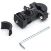 Czarne mocowanie motocyklowe z metalowymi elementami, obok którego leży klucz imbusowy i plastikowy element. Produkt oznaczony jako DJI CP.AS.AA000016.02 dla Osmo 360.