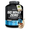 Czarny pojemnik z białą etykietą zawiera tekst: "BioTechUSA ISO WHEY ZERO Premium Whey Protein Isolate with L-Glutamine and BCAAs". Na niebieskim tle widnieją oznaczenia: "Lactose Reduced", "Sugar Free", "Gluten Free", "Palm Oil Free", a obok znajduje się