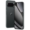 Na zdjęciu widoczny jest smartfon w kolorze obsydianowym, z dużym ekranem i okrągłym otworem na aparat na środku górnej części wyświetlacza. Na tylnej obudowie znajduje się logo "G" oraz prostokątny moduł z trzema obiektywami aparatu.