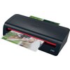 Czarny laminator z czerwonym akcentem na przednim panelu, z widocznym logo "GBC" na górze obudowy. Na przedniej części urządzenia znajdują się napisy "Series 2" oraz "240".
