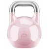 Różowy kettlebell z metalowym uchwytem, na którym widnieje napis "GORILLA SPORTS 8 KG". Powierzchnia kettlebella jest błyszcząca, odbijająca światło.