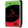 Na zdjęciu znajduje się dysk twardy z widocznym logo "SEAGATE" na zielonym tle oraz napisem "IRONWOLF PRO" i symbolem wilka na czarnym tle. Na czerwonym tle widnieje oznaczenie pojemności "30 TB".