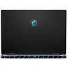 Czarny laptop z podświetlanym na niebiesko logo smoka na pokrywie. Na dolnej krawędzi widoczne są porty oraz napis "MSI True Gaming".
