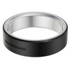 Czarny pierścień o gładkiej powierzchni z metalicznym wnętrzem, posiadający subtelne wcięcie na zewnętrznej stronie. Produkt jest przedstawiony na białym tle.