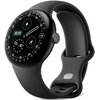 Czarny smartwatch z okrągłym wyświetlaczem, na którym widoczne są cyfry, ikony oraz godzina 10:10. Pasek zegarka jest również czarny, z zapięciem i przyciskiem z boku koperty.