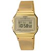 Złoty zegarek cyfrowy z metalową bransoletą, na tarczy widoczne są napisy: "CASIO", "WATER RESIST", "ALARM CHRONOGRAPH", oraz funkcje takie jak "ALARM", "SIG", "SPL", "CHRONO". Wyświetlacz pokazuje czas 10:58:50, dzień tygodnia "SU" i datę "30".