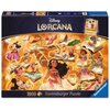 Opakowanie puzzli przedstawia kolorową ilustrację z postaciami z filmów Disney, otoczonymi magicznymi książkami na tle pomarańczowego światła. Na górze widnieje napis "Disney Lorcana", a w dolnym rogu znajduje się logo "Ravensburger" oraz informacja "1000