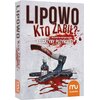 Okładka gry planszowej "Lipowo Kto zabił?" przedstawia zakrwawioną siekierę, pistolet, nabój oraz butelkę z etykietą z czaszką, na tle rozlanej krwi. Widoczny jest napis: "Gra śledcza na podstawie książek Katarzyny Puzyńskiej" oraz logo "muduko".