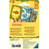 Na zdjęciu znajduje się opakowanie gry karcianej z kolorowymi kartami, na których widoczne są ilustracje dinozaurów i innych obiektów. Na opakowaniu widnieje tekst: "Pictoo", instrukcje w kilku językach oraz informacje o producencie "Ravensburger".