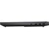 Czarny laptop widziany z boku, z zamkniętą pokrywą, ukazujący porty: USB-C, dwa porty USB-A, port HDMI oraz gniazdo Ethernet. Obudowa ma prosty, nowoczesny design.