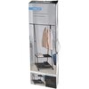 Pudełko produktu "Garderoba na ubrania EXCELLENT HOUSEWARE K-C80652320" z widocznym zdjęciem stojaka na ubrania z wieszakiem, półką i parą butów. Na opakowaniu znajdują się napisy: "Clothes rack", "Kledingrek", "Fahrbarer Kleiderständer", "Portant à vêtem