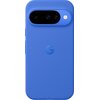 Niebieskie etui na telefon z wycięciem na aparat i logo "G" na środku. Etui ma gładką powierzchnię i zaokrąglone krawędzie.