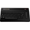 Czarna konsola z klawiaturą, na której widoczne są klawisze z literami, cyframi i symbolami, oraz logo "THE C64 MINI" w lewym górnym rogu. W prawym górnym rogu znajduje się czerwony przycisk z napisem "POWER".