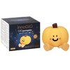 Na zdjęciu znajduje się lampka nocna w kształcie dyni z uśmiechniętą buzią oraz opakowanie z napisem "innoGIO GIOpumpkin Silicone Night Light" i oznaczeniem "soft silicone". Na opakowaniu widoczne są również ikony oraz numer produktu "GIO-146".