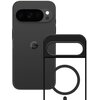 Na zdjęciu widoczny jest czarny telefon z logo "G" oraz przezroczysto-czarny etui z okrągłym wycięciem na aparat. Etui ma również wycięcie na moduł kamery, które jest prostokątne z zaokrąglonymi rogami.