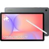 Tablet z wyświetlaczem o kolorowym tle z gradientem i białym napisem "Galaxy Tab S10 Lite", obok którego znajduje się biały rysik. W tle widoczna jest tylna część tabletu z logo "SAMSUNG".