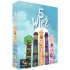 Okładka gry karcianej "5 Wież" autorstwa Kaspera Lappa przedstawia pięć różnorodnych wież na tle nieba, z widocznymi napisami: "5 Wież", "7+", "2-5", "15-30 minut", oraz logotypami "LUCRUM GAMES" i "DEEP PRINT GAMES".