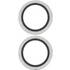 Dwa okrągłe pierścienie zewnętrzne w kolorze srebrnym, z czarnym wnętrzem, przedstawione na białym tle. Produkt to szkło hartowane na obiektyw PANZERGLASS Hoops do Apple iPhone 16/16 Plus/17.