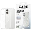 Przezroczyste etui z białymi elementami, widoczne obok opakowania z napisem "CARE by PanzerGlass STAR LIT CASE For Apple iPhone 17". Na opakowaniu znajdują się informacje: "1 YEAR ANTI-YELLOWING GUARANTEE", "MagSafe compatible", "4.8 meter drop tested", "