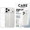 Przezroczyste etui z okrągłym wzorem na tylnej części, obok opakowania z napisem "CARE by PanzerGlass STAR LIT CASE For Apple iPhone 17 Pro Max" oraz informacjami: "1 YEAR ANTI-YELLOWING GUARANTEE", "MagSafe compatible", "4.8 meter drop tested", "Slim yet