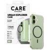 Przezroczyste etui na telefon z czarnym okręgiem na środku, obok opakowania z napisem "CARE by PanzerGlass URBAN EXPLORER CASE For Apple iPhone 17". Na opakowaniu widnieją informacje: "1 YEAR ANTI-YELLOWING GUARANTEE", "MagSafe compatible", "4.8 meter dro