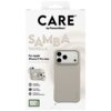 Opakowanie produktu z napisem "CARE by PanzerGlass" oraz "SAMBA VANILLA" zawiera zdjęcie etui w kolorze waniliowym, przeznaczonego dla Apple iPhone 17 Pro Max. Na opakowaniu znajdują się informacje o kompatybilności z MagSafe, ochronie narożników, przycze