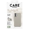 Opakowanie produktu z napisem "CARE by PanzerGlass" oraz "SAMBA VANILLA" zawiera zdjęcie waniliowego etui na telefon z widocznymi aparatami, a także informacje o kompatybilności z MagSafe, ochronie narożników i odporności na upadki z wysokości 2,4 metra. 