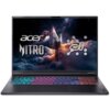 Laptop z kolorową klawiaturą wyświetla na ekranie grafikę z kosmicznym tłem, na której widoczne są napisy "acer NITRO" oraz "ai".
