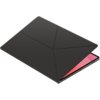 Czarne etui na tablet z widocznymi geometrycznymi liniami na powierzchni, częściowo otwarte, ukazujące fragment ekranu urządzenia z różowym tłem. Produkt jest przeznaczony dla Galaxy Tab S11 Ultra.