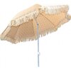 Żółty parasol ogrodowy z frędzlami na krawędziach, posiada wzór z drobnymi, białymi motywami. Parasol jest zamocowany na metalowym stelażu z regulacją wysokości.
