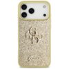 Złote etui na telefon z brokatowym wykończeniem, ozdobione dużym, metalicznym logo składającym się z liter "G" i "S", poniżej widoczny napis "Guess". Etui jest przeznaczone do modelu Apple iPhone 17 Pro.