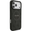 Czarne etui na telefon z teksturą i widocznym logo "GUESS" na środku, posiada wycięcia na aparat i przyciski. Na powierzchni etui znajduje się subtelny wzór oraz okrągły zarys wskazujący na kompatybilność z MagSafe.