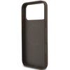 Brązowe etui na telefon z dużym otworem na aparat, posiada wytłoczone logo "GUESS" oraz okrągły wzór na środku. Etui ma wycięcia na przyciski i porty, a jego wnętrze jest gładkie.