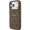 Brązowe etui na telefon z teksturą i wzorem w logo, z napisem "GUESS" na środku. Etui posiada wycięcia na aparat i przyciski boczne.