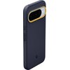 Granatowe etui na telefon z wycięciem na aparat, ozdobione żółtą ramką wokół obiektywów. Na dole etui widoczne jest logo producenta.
