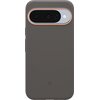 Szare etui na telefon z wycięciem na aparat, które ma dwa obiektywy i lampę błyskową, oraz subtelne logo producenta w dolnej części. Produkt jest przeznaczony do modelu Google Pixel 10/10 Pro i jest kompatybilny z MagSafe.