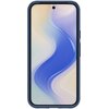 Na zdjęciu widoczny jest smartfon w ciemnoniebieskim etui z gładkim, falistym wzorem na ekranie w odcieniach niebieskiego i kremowego. Etui ma wyraźne krawędzie i otwór na aparat w górnej części ekranu.