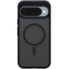 Czarne etui na telefon z przezroczystym tyłem, na którym widoczny jest okrągły wzór oraz logo w kształcie litery "G". W górnej części znajduje się wycięcie na aparat z trzema obiektywami i lampą błyskową.