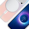 Na zdjęciu widoczne jest etui na telefon z podłączoną ładowarką bezprzewodową oraz ekran telefonu z animacją ładowania i napisem "38% Charging". Tło etui ma wielokolorowy gradient, a ładowarka jest okrągła i biała.