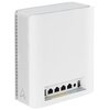 Biały router z widocznymi portami z tyłu, w tym czterema portami Ethernet, portem USB i gniazdem zasilania. Na obudowie znajduje się subtelne logo w kształcie trójkąta.