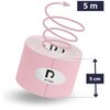 Różowa taśma kinezjologiczna o wymiarach 5 cm szerokości i 5 m długości, z logo "DrTape" na białym tle. Na zdjęciu widoczna jest spirala symbolizująca rozwijanie taśmy oraz oznaczenia wymiarów.
