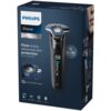 Opakowanie golarki z napisem "PHILIPS Shaver 7000 Series" oraz hasłem "Close shave, advanced skin protection even on 3-day beards". Widoczne są również oznaczenia "SkinIQ technology", "Nano SkinGlide Coating", "Wet & Dry", "1h charging time", "60 min runt