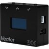 Czarny, prostokątny podgrzewacz z wyświetlaczem na środku oraz trzema przyciskami na górze oznaczonymi strzałkami. Na dole widoczne są napisy "Heater" oraz symbole CE i przekreślonego kosza.
