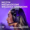 Na zdjęciu widoczne są czarne, bezprzewodowe słuchawki nauszne z mikrofonem na tle fioletowego gradientu. Na obrazie znajduje się tekst: "NICZYM NIEZAKŁÓCONE WRAŻENIA DŹWIĘKOWE" oraz "ŁĄCZNOŚĆ BEZPRZEWODOWA LIGHTSPEED".