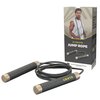 Na zdjęciu znajduje się skakanka z czarnymi uchwytami i złotymi końcówkami, obok której stoi pudełko z napisem "CENTR JUMP ROPE". Na opakowaniu widoczny jest wizerunek mężczyzny trzymającego skakankę oraz tekst "LIMITLESS WAYS TO TRAIN WITH YOUR EQUIPMENT