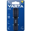 Opakowanie latarki VARTA Flashlight F10 na niebieskim tle z widocznym logo VARTA oraz informacjami: "3 YEARS GUARANTEE", "50 LUMENS", "5 HOURS", "20 METERS", "PRECISION FOCUS". Na opakowaniu znajduje się również grafika latarki oraz ikony ilustrujące jej 