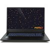 Laptop z otwartym ekranem, na którym widoczny jest wzór z pomarańczowymi ikonami na ciemnym tle oraz logo "HIRO" w prawym dolnym rogu. Klawiatura jest podświetlona na niebiesko, a na obudowie znajdują się naklejki z logo producentów komponentów.