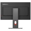 Czarny monitor z logo "Lenovo" widoczny od tyłu, z centralnie umieszczonym prostokątnym uchwytem i czerwonym akcentem na podstawie. Na obudowie znajdują się różne porty i przyciski.