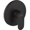 Czarna matowa bateria prysznicowa z okrągłą tarczą i prostokątną dźwignią, na której widnieje logo "hansgrohe" oraz oznaczenia temperatury w postaci czerwonej i niebieskiej kropki. Produkt ma nowoczesny design i jednolitą kolorystykę.