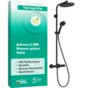Pudełko z napisem "hansgrohe" i "Activera S 240 Shower system Varia" obok czarnego matowego zestawu prysznicowego z deszczownicą. Na pudełku widnieją dodatkowe informacje: "XXL Performance", "VarioFix", "Shower thermostat", "QuickClean+", "Eco Smart", "Pr